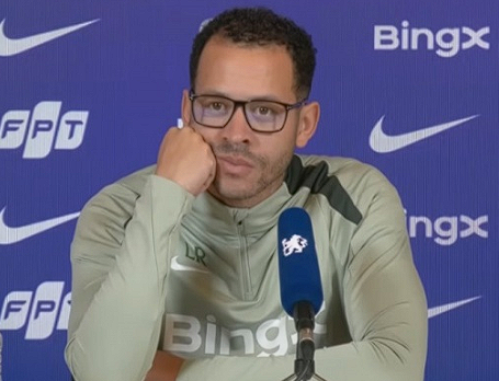 切尔西迎战曼联前夕：罗塞尼尔盛赞恩佐训练状态，首发阵容仍存悬